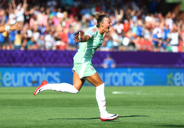 Caruso steers Italy to victory over Belgium